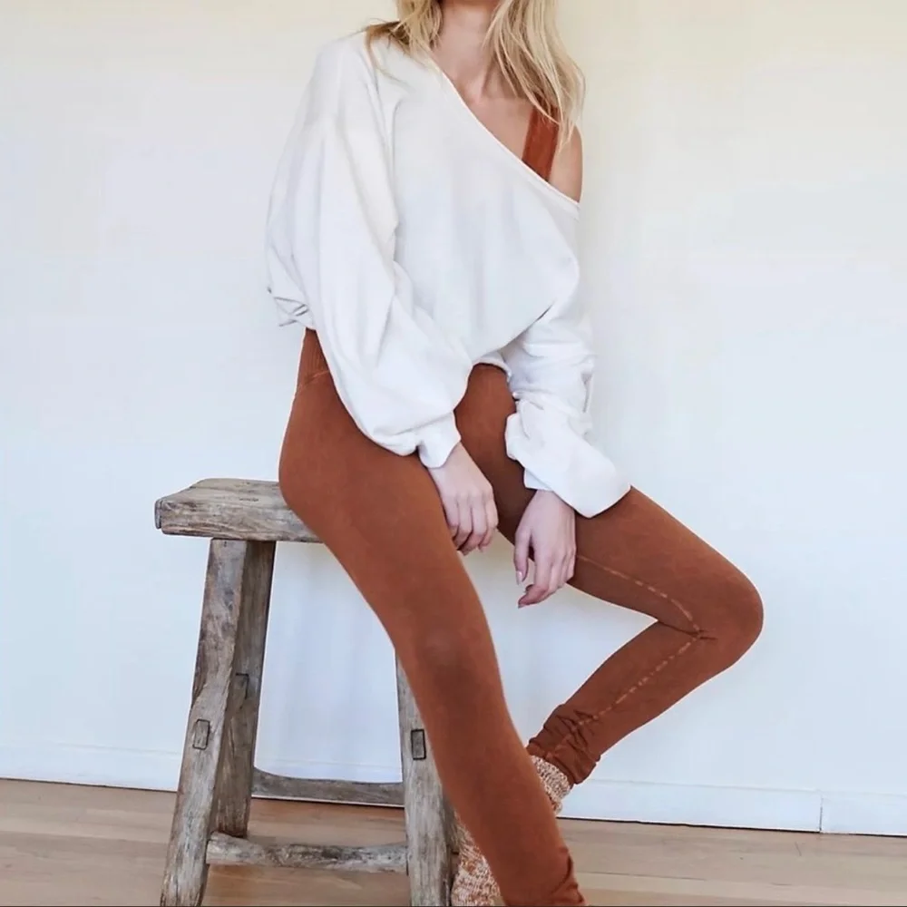 Free People Movement Set - Picture 2 of 7